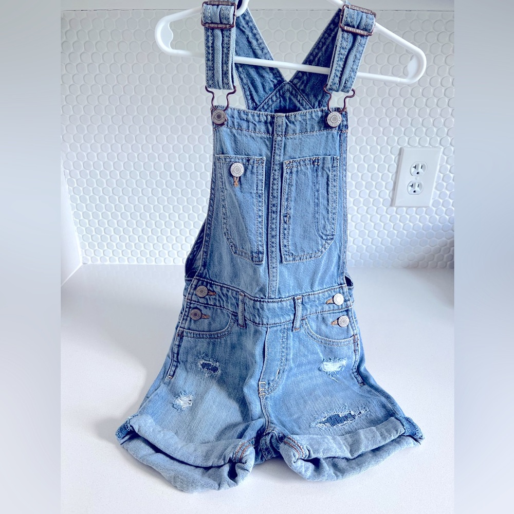 Girls gap overall shorts